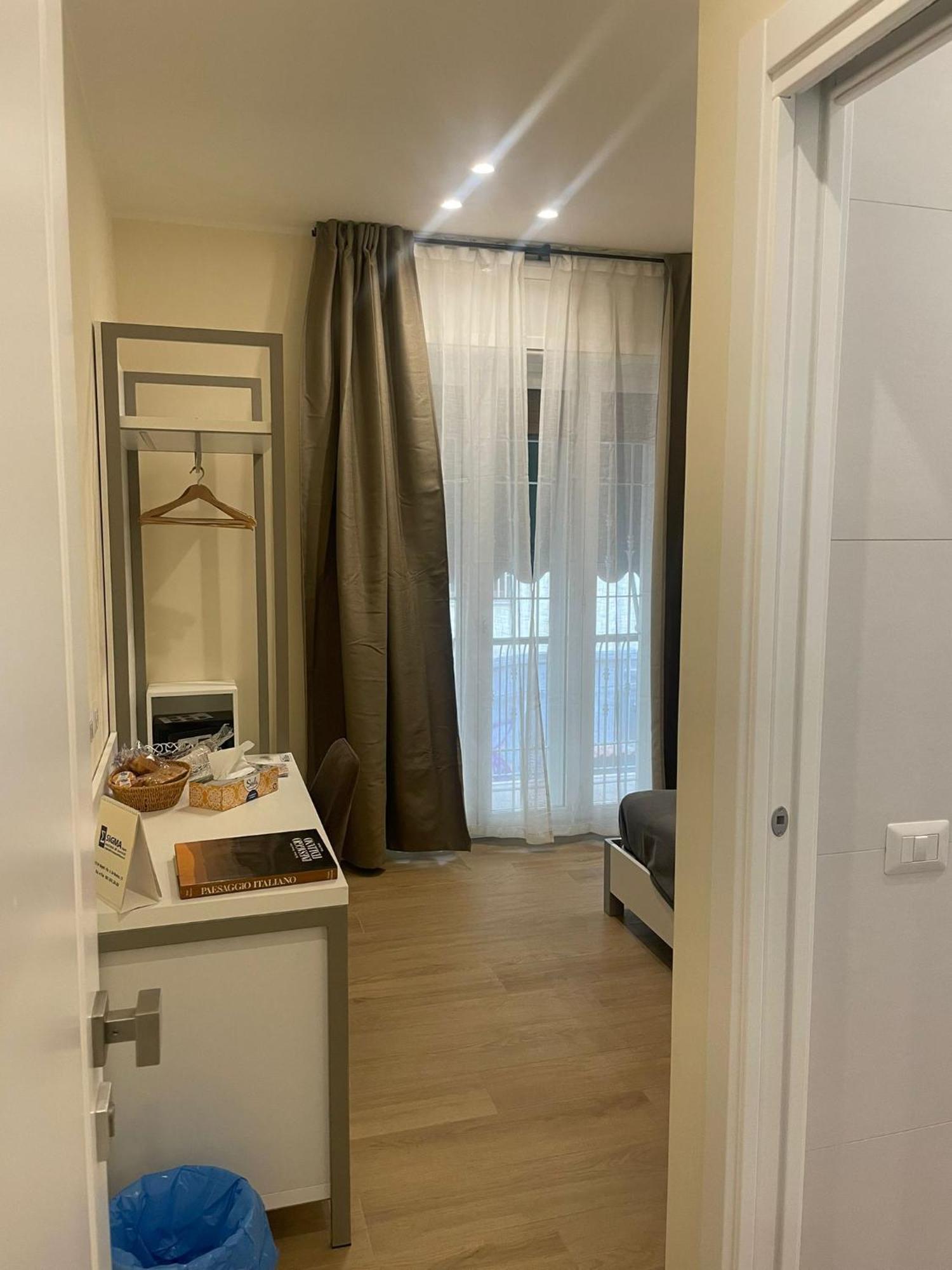 La Casa Di Ily Hotel Nápoly Kültér fotó